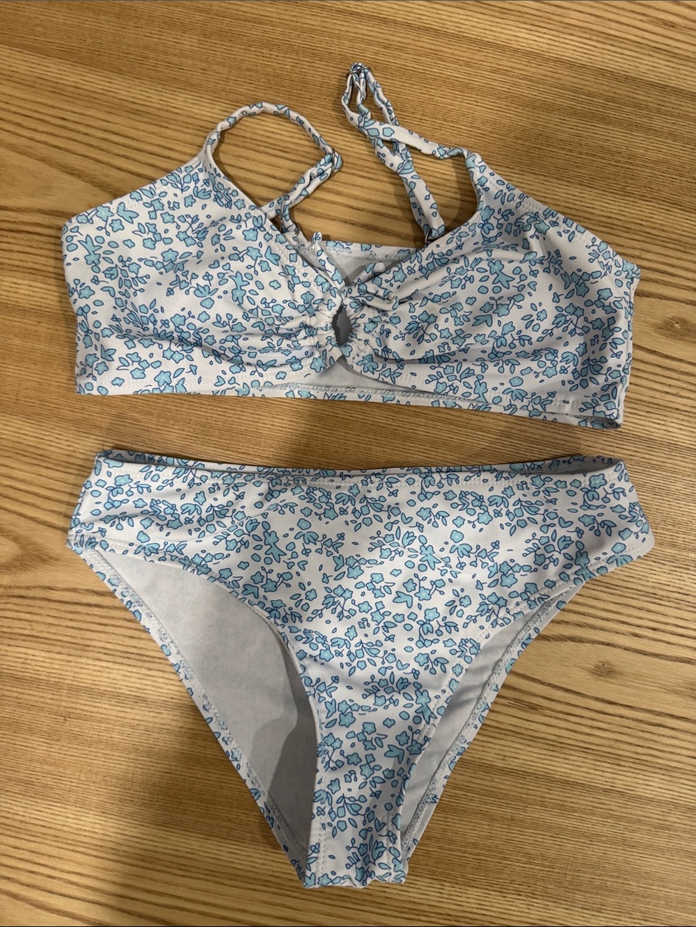 SHEIN White and Light Blue Floral Girls' Bikini Set